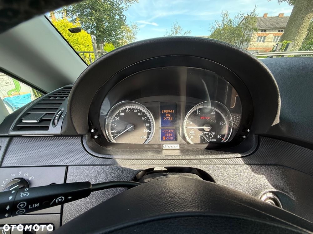 Mercedes-Benz Vito - 18