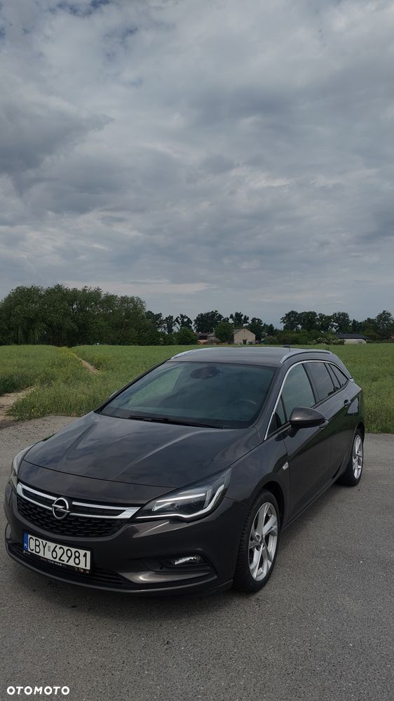 Opel Astra 1.6 CDTI Dynamic - 1