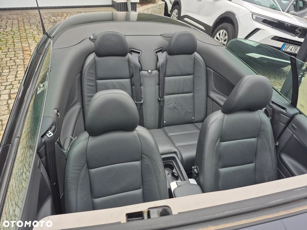 Volvo C70 D3 Momentum - 9