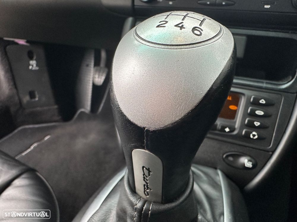 Porsche 911 (996) Turbo - 20