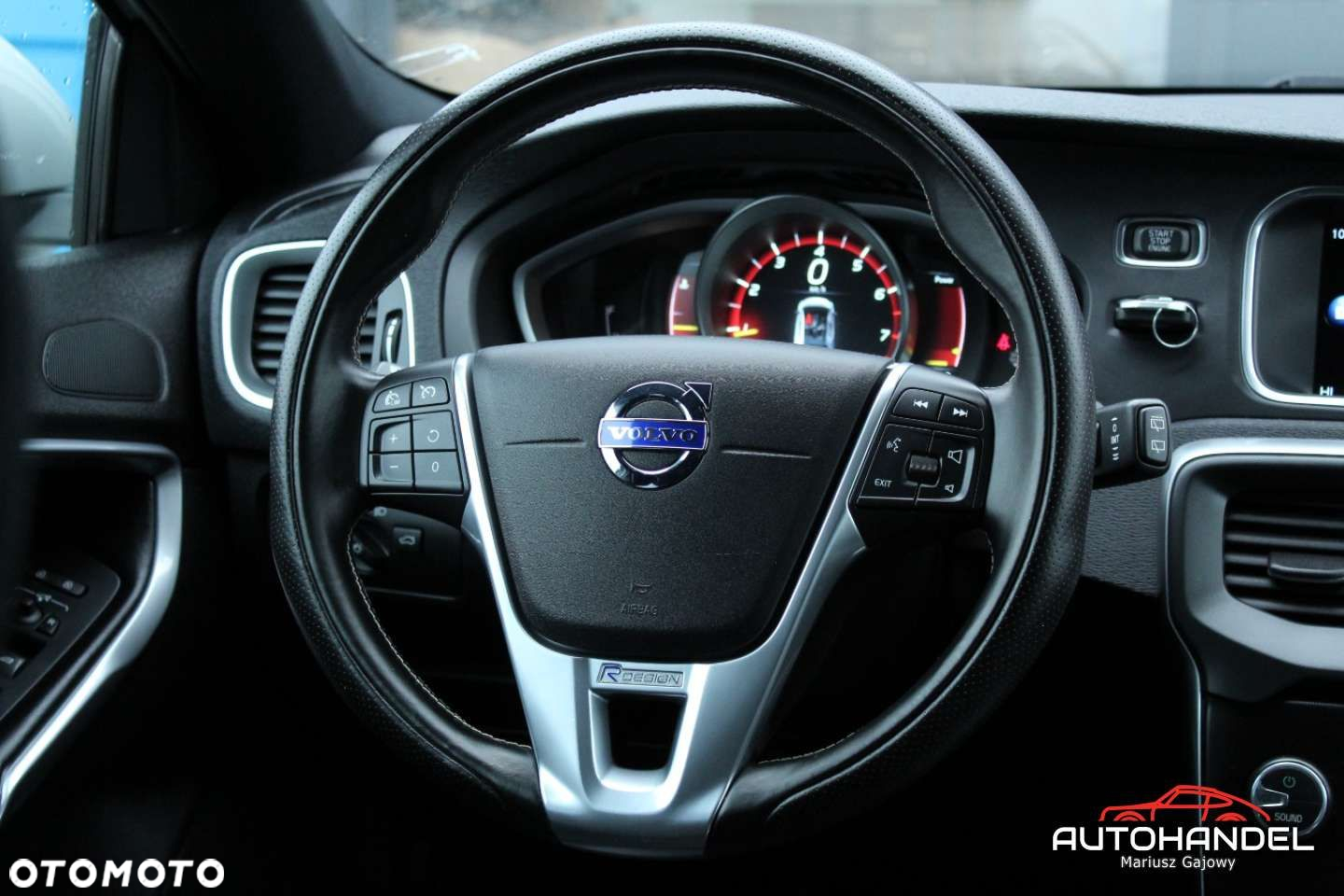 Volvo V40 - 9