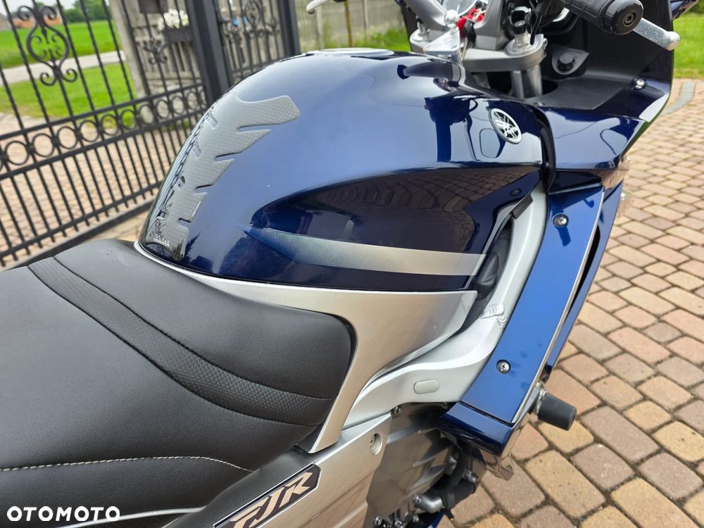 Yamaha FJR - 36