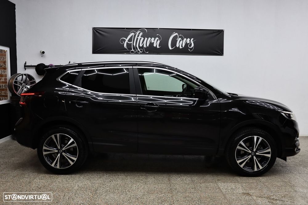 Nissan Qashqai 1.3 DIG-T N-Connecta J18 Led - 19