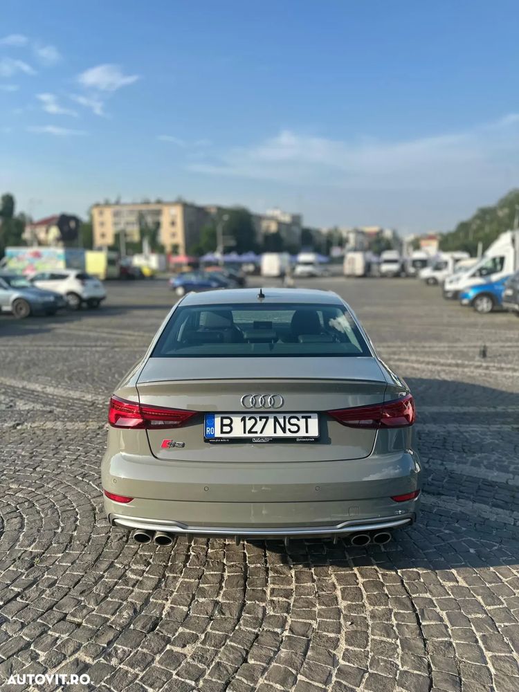 Audi S3 2.0 TFSI quattro S tronic - 9
