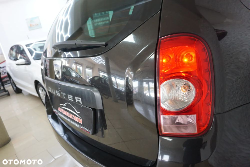 Dacia Duster 1.6 16V 4x2 - 11
