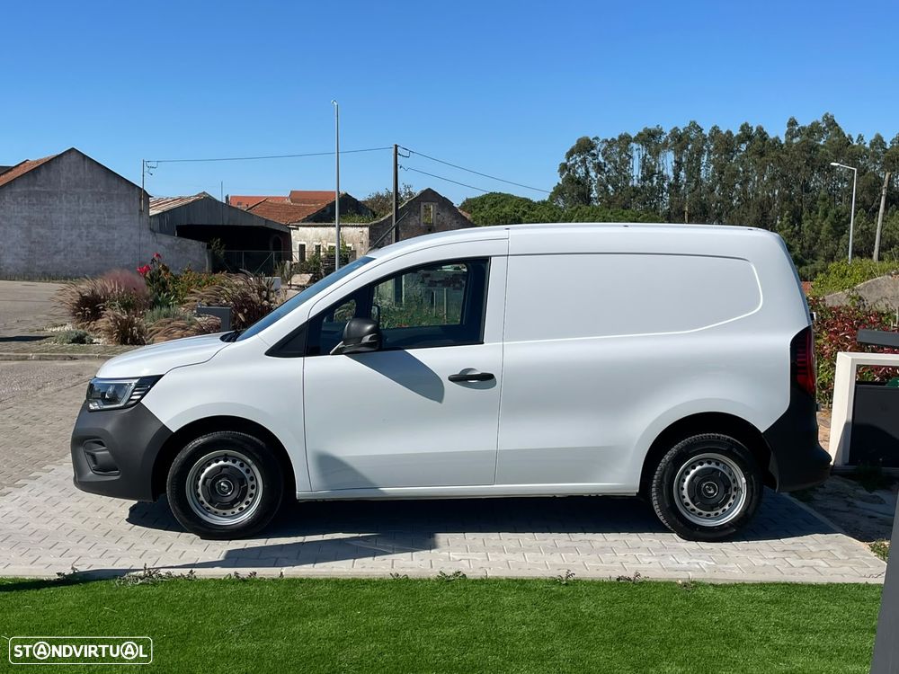 Renault 45 kWh E-Tech - 4