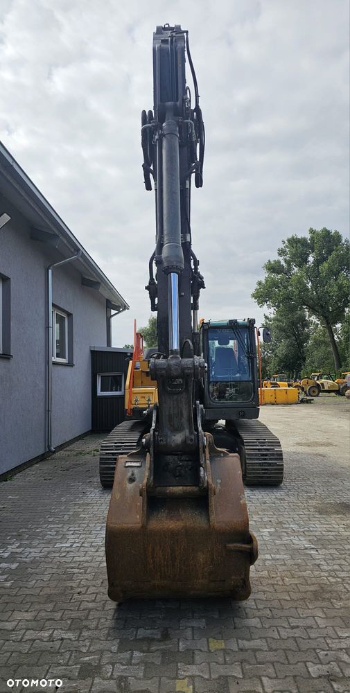 Volvo EC220EL - 8