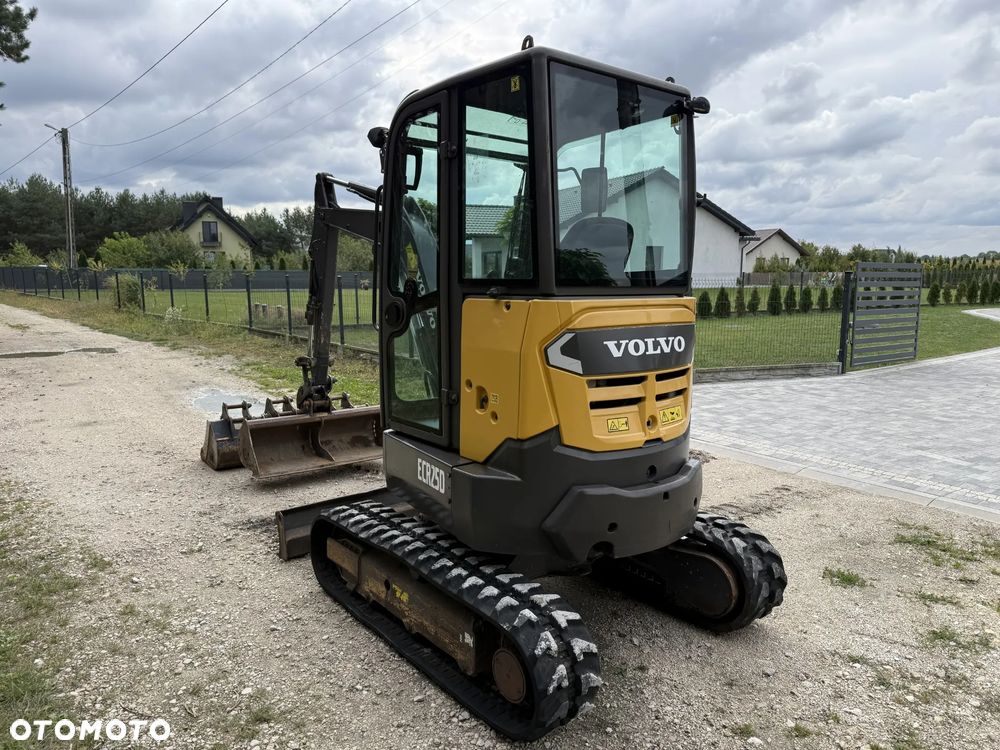 Volvo ECR25D - 4