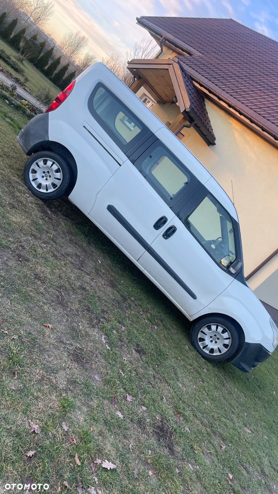 Fiat Doblo Dynamic - 3