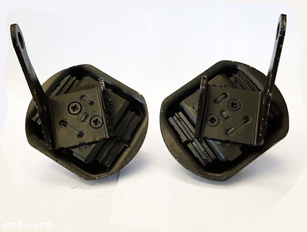 2 poduszki tylnej belki Peugeot 306, Citroen Xsara - 2