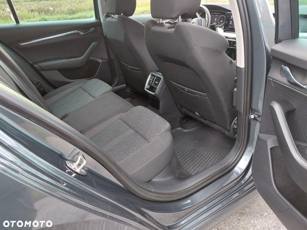 Skoda Octavia 1.5 TSI ACT Style - 11
