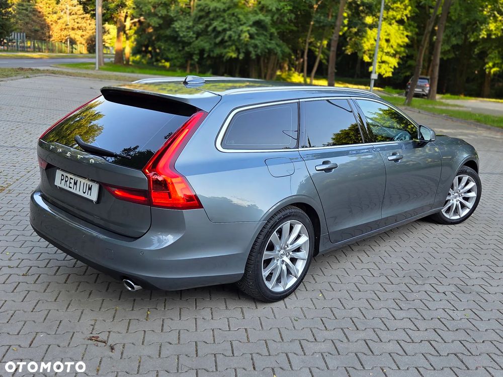 Volvo V90 D3 Geartronic Momentum Pro - 19