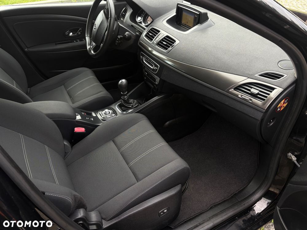 Renault Megane 1.6 16V 110 Paris Business - 15