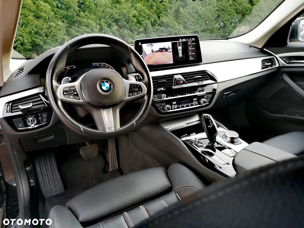 BMW Seria 5 520d Sport Line - 15