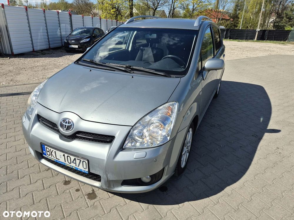 Toyota Corolla Verso 2.2 D-4D - 5