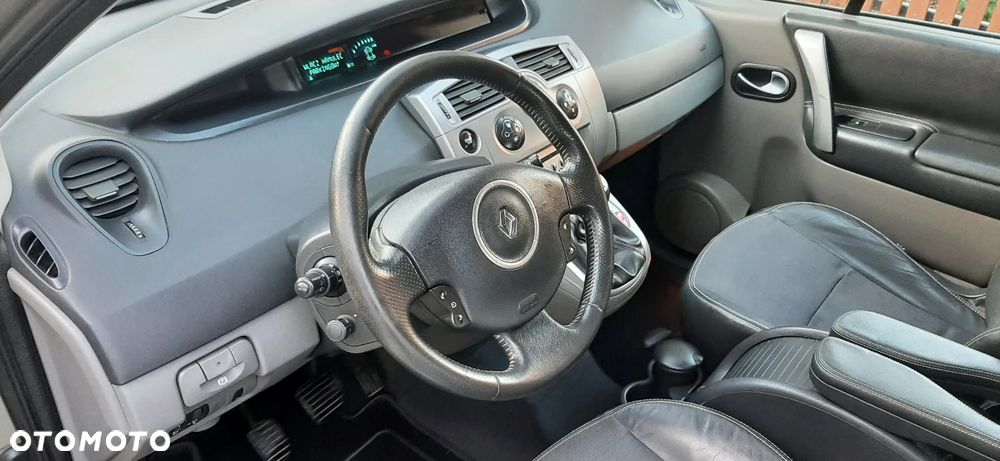 Renault Grand Scenic 1.9 dCi FAP Exception - 15
