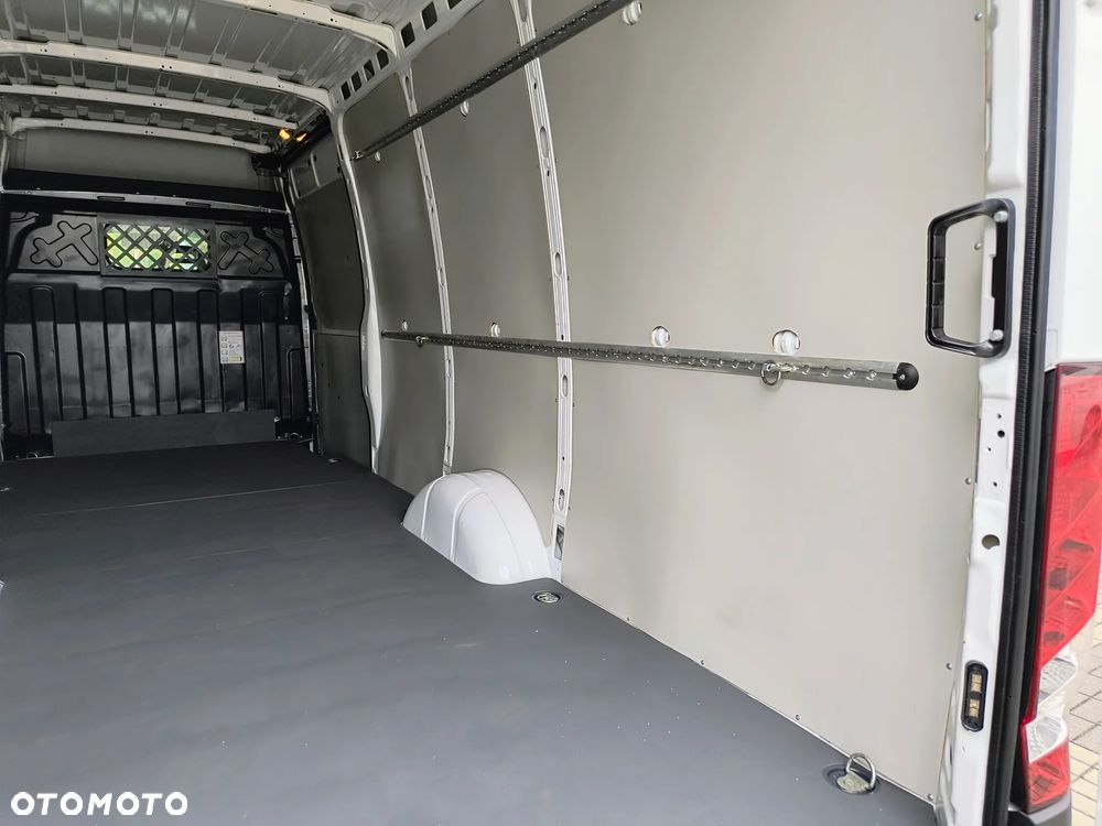 Iveco NOWA LOKALIZACJA 35S16 L4H2  niski przebieg Vat23% - 13
