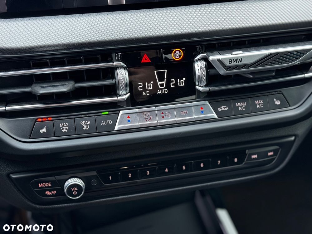 BMW Seria 2 220d M Sport sport - 31