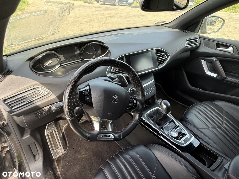 DESKA KONSOLA PEUGEOT 308 GT-LINE T9 2.0 HDI - 1