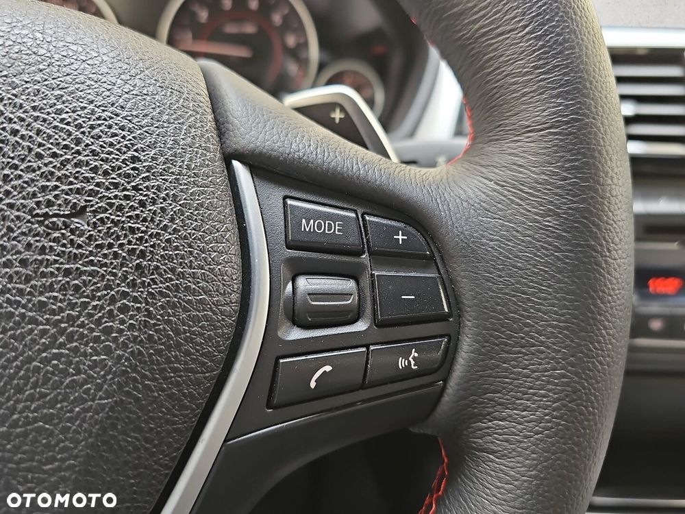BMW Seria 3 335i xDrive Sport Line - 16