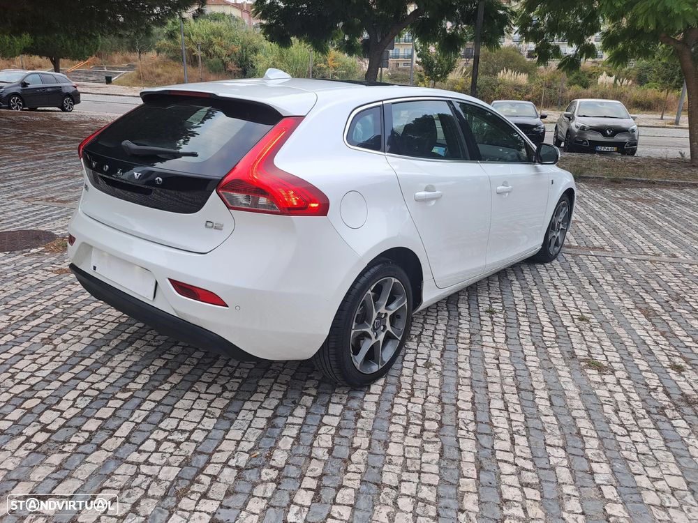 Volvo V40 D2 Ocean Race - 16