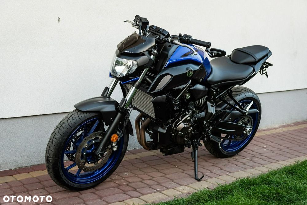 Yamaha MT - 6