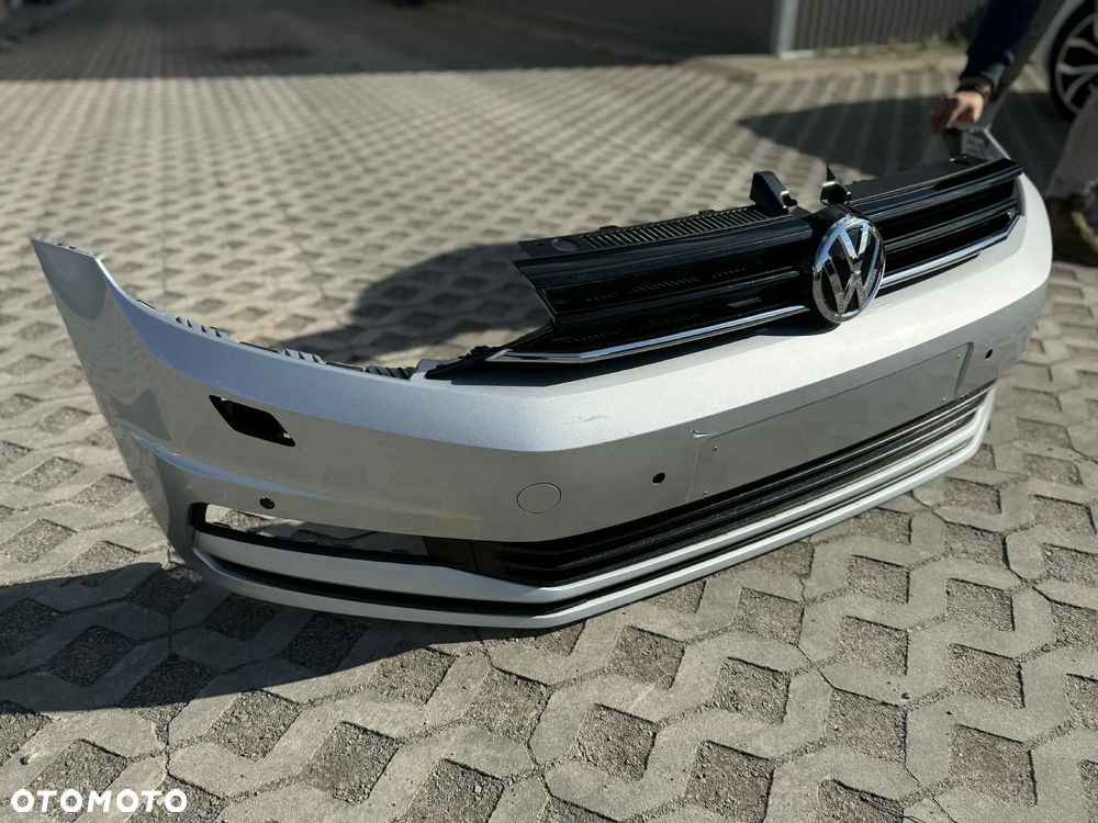 Vw Touran III 5TA Zderzak przód przedni kompletny LA7W 4xPDC xenon 2015- - 9