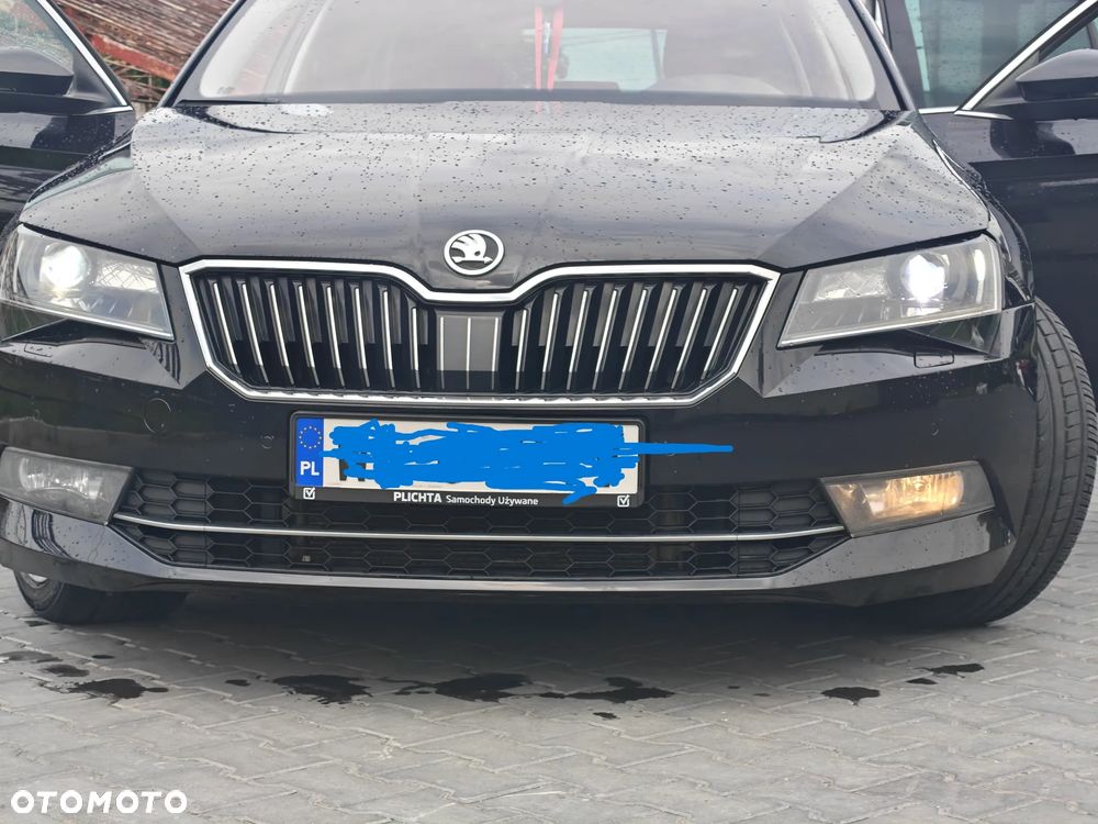 Skoda Superb 2.0 TDI Ambition DSG - 26
