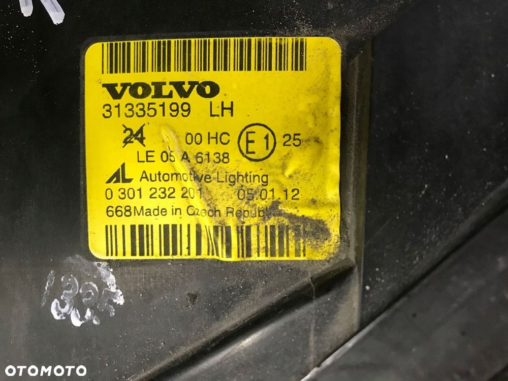 VOLVO C30 06-10 LAMPA LEWY PRZÓD 31335199 - 11