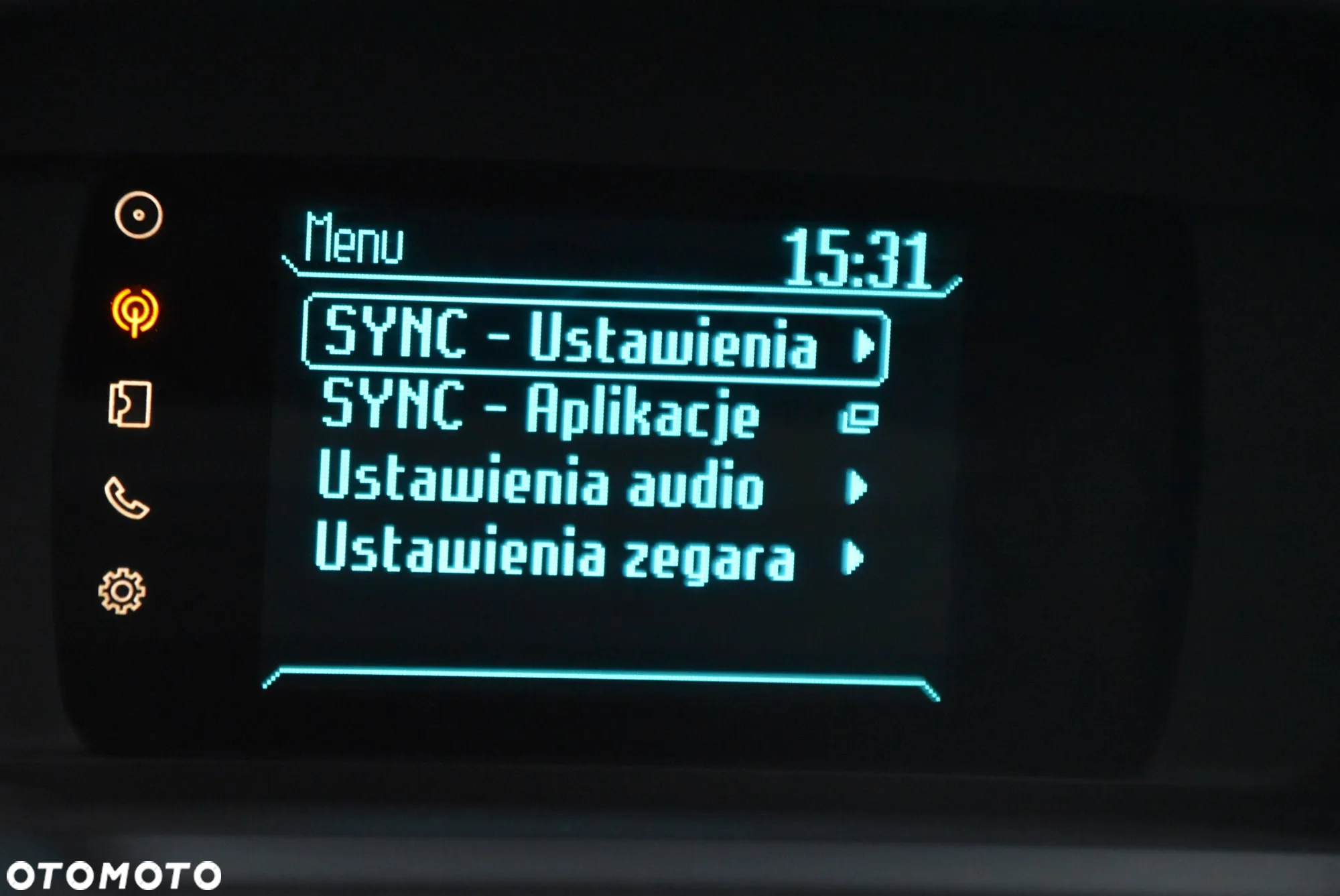 Ford Kuga - 31