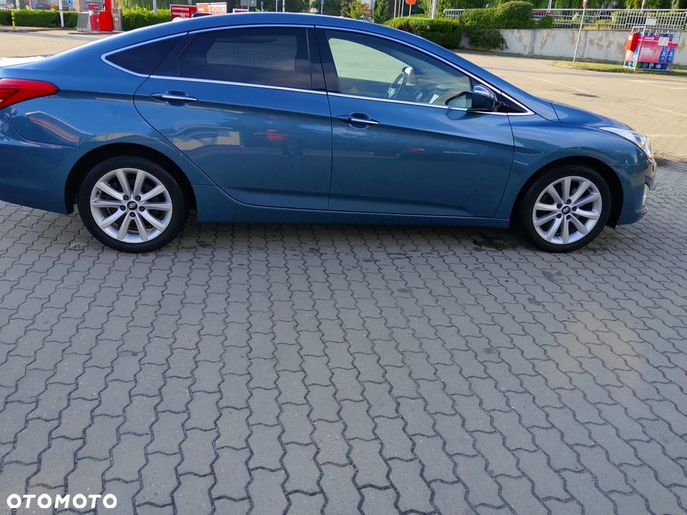 Hyundai i40 Kombi 2.0 Premium - 22