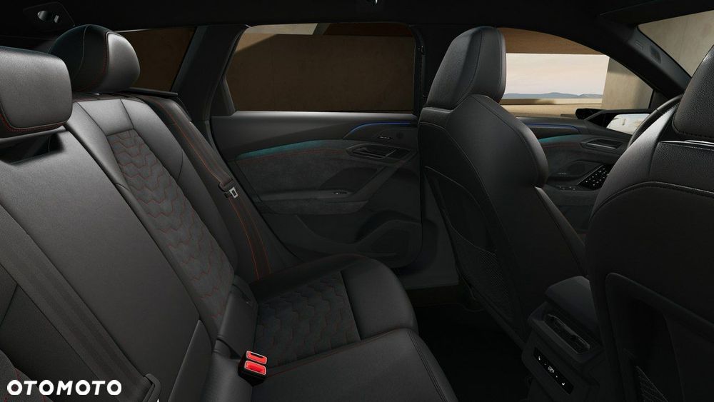 Audi A6 Avant e-tron - 10