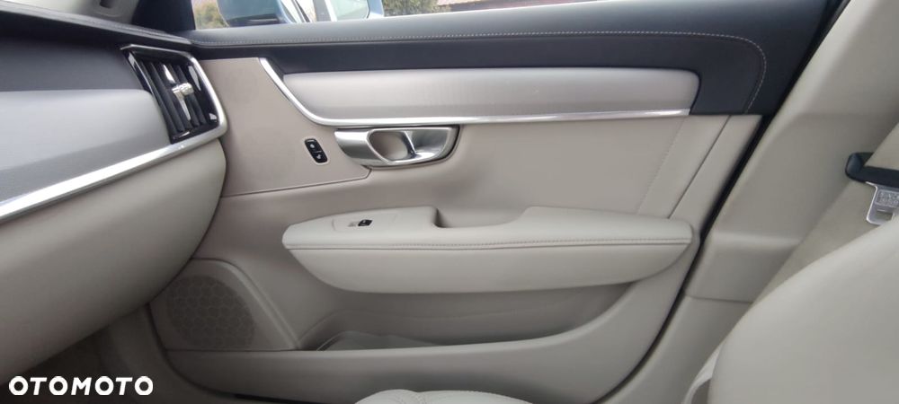 Volvo S90 D5 AWD Inscription - 28
