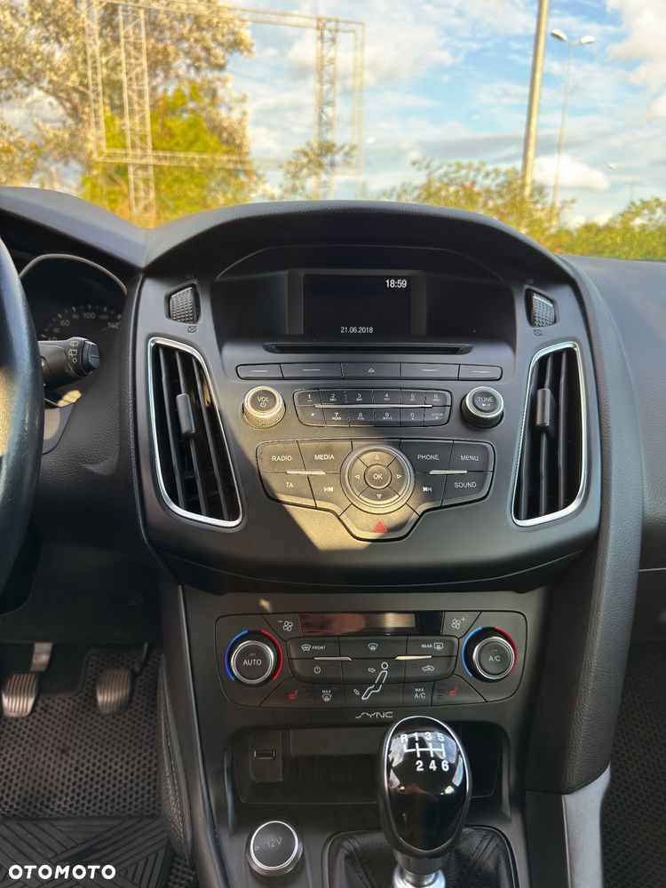 Ford Focus 1.5 EcoBoost Active - 9
