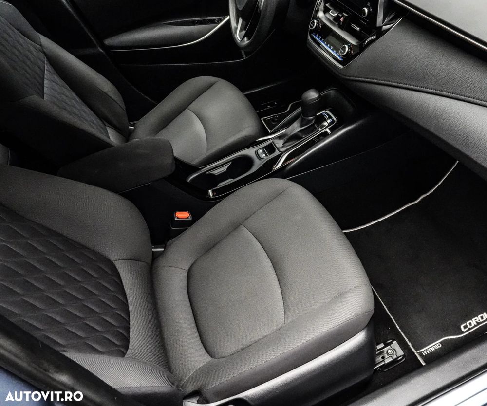 Toyota Corolla 1.8 HSD Dynamic Plus - 12