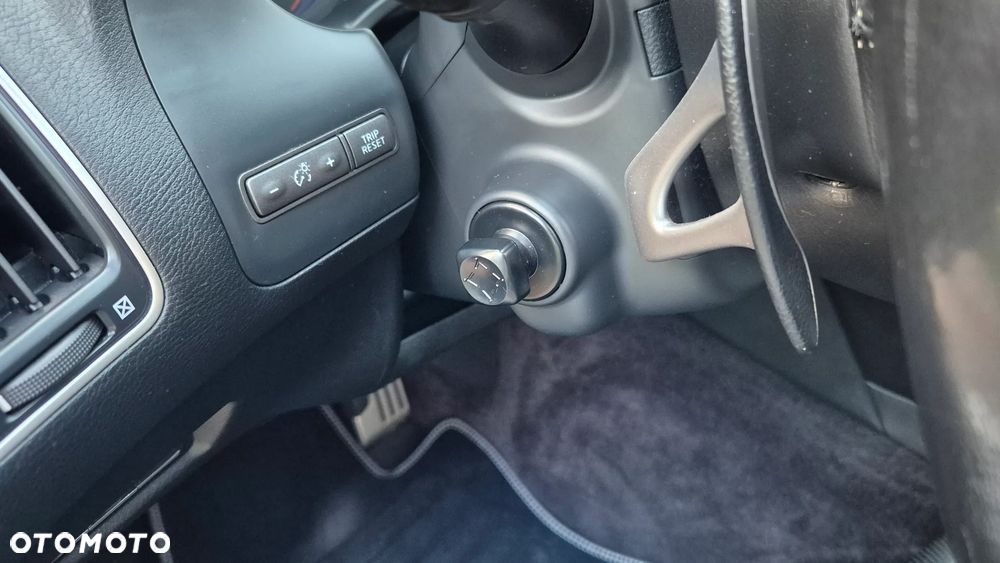 Infiniti Q50 2.2d Sport Sound Studio by Bose - 26