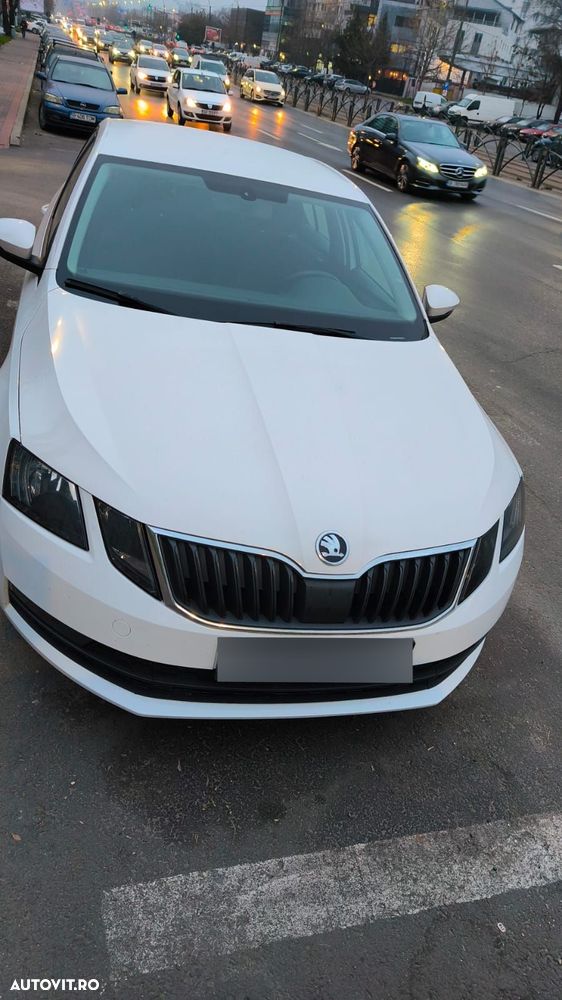 Skoda Octavia - 2
