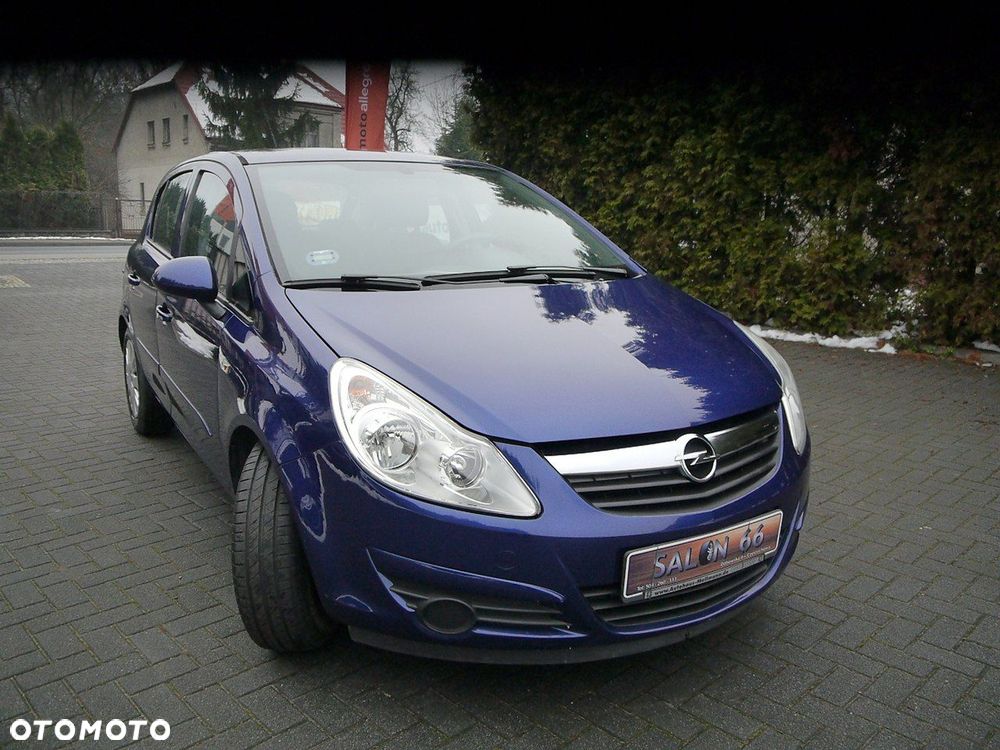 Opel Corsa 1.4 16V Cosmo - 11