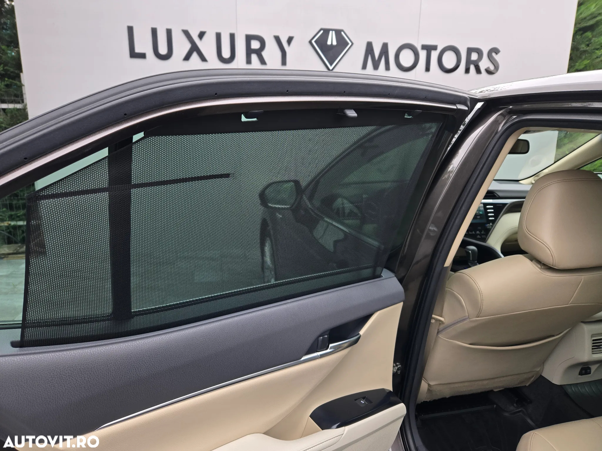 Toyota Camry 2.5 Hybrid Exclusive - 30