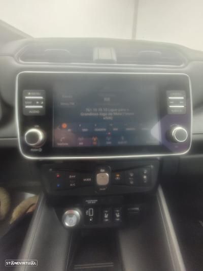 Nissan Leaf N-Connecta - 1