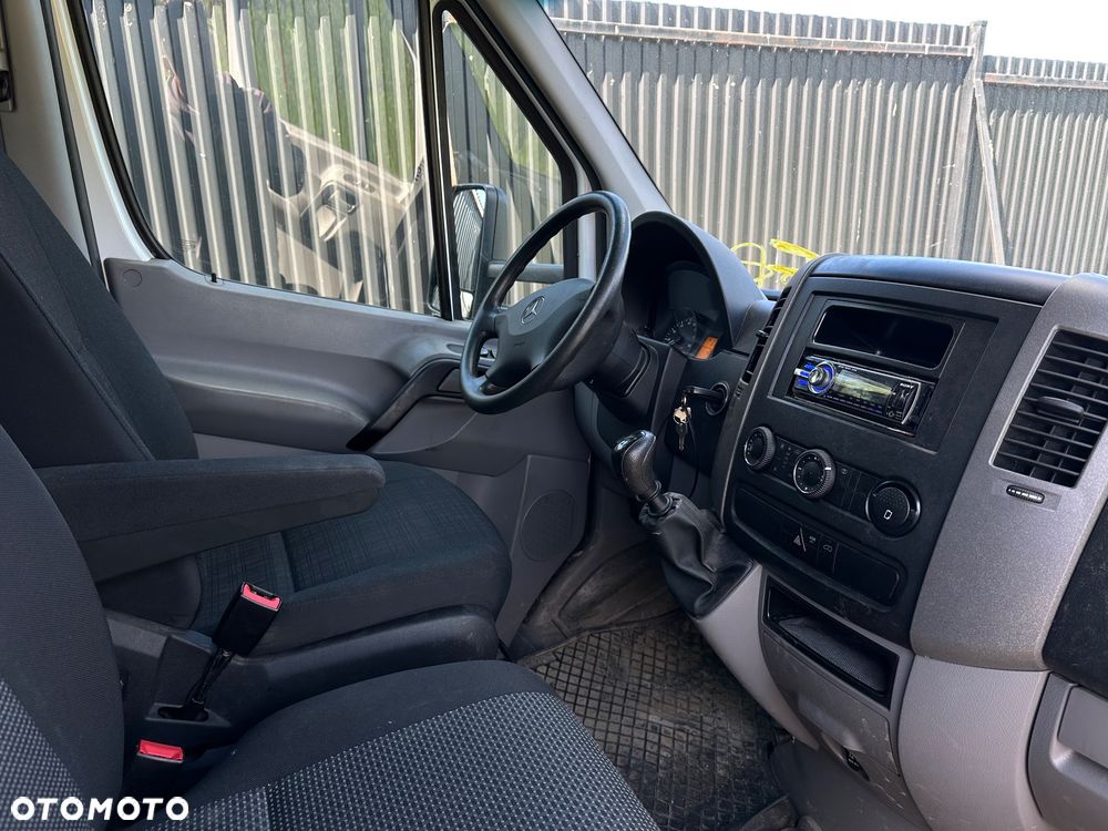 Mercedes-Benz Sprinter 906 - 32