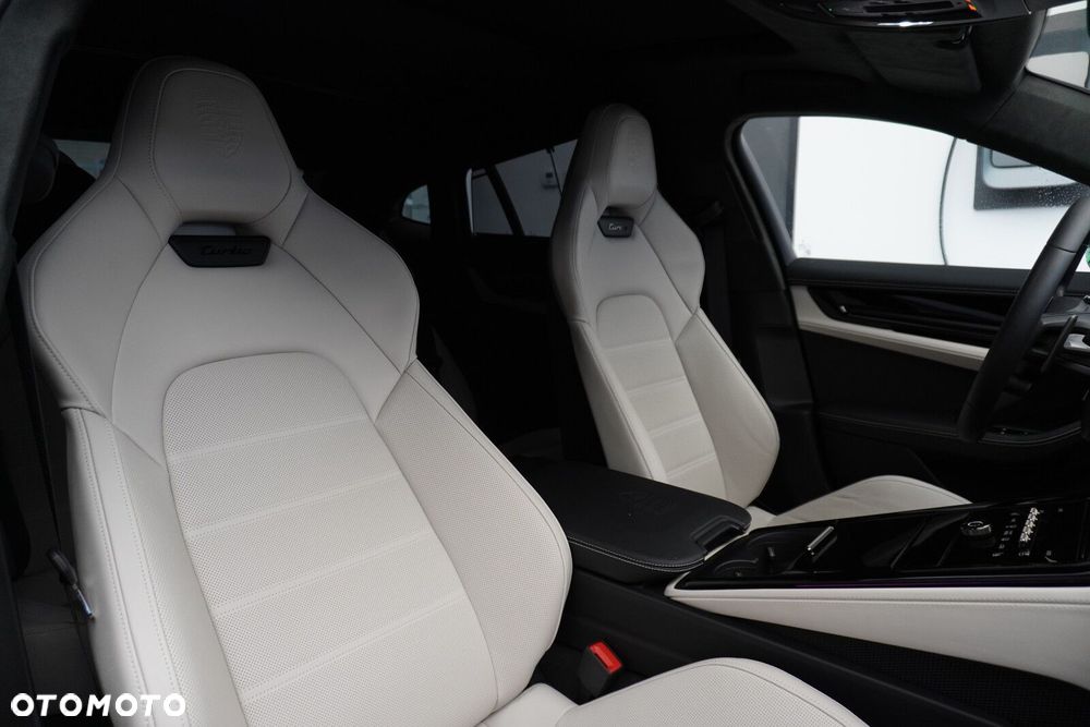 Porsche Panamera - 31