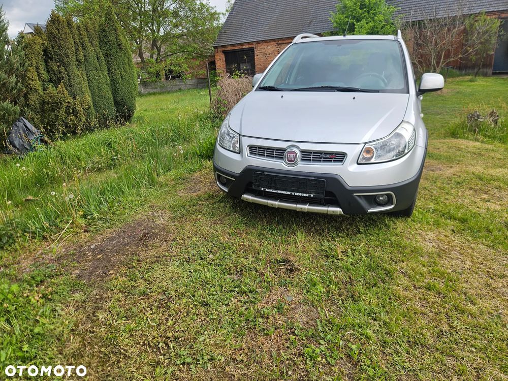 Fiat Sedici - 2