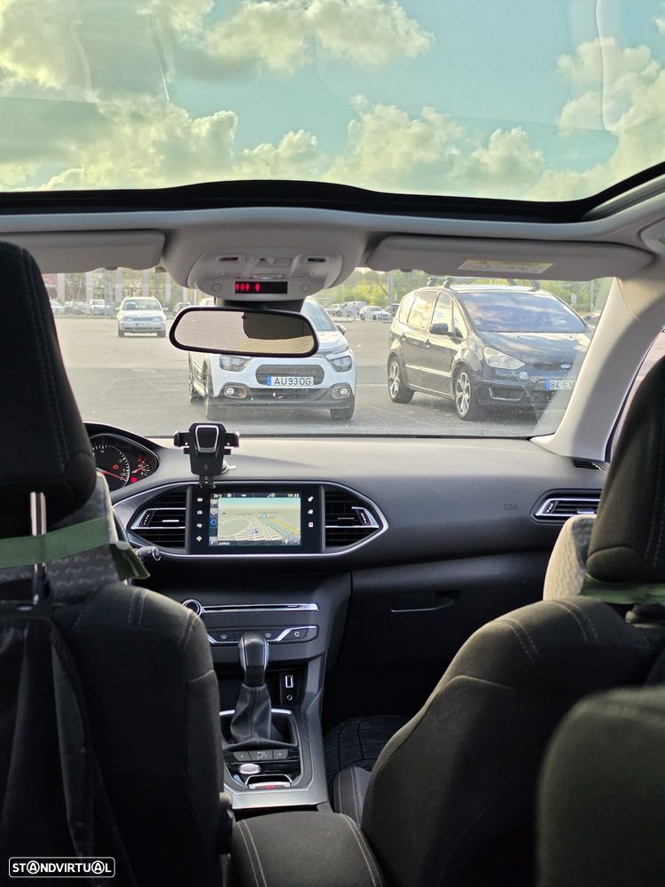Peugeot 308 SW PureTech 130 EAT6 Stop & Start Allure - 14