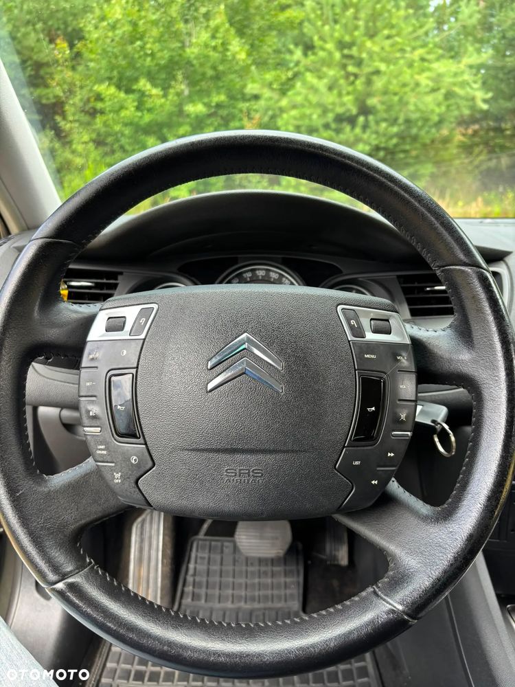 Citroën C5 2.0 16V Confort - 16