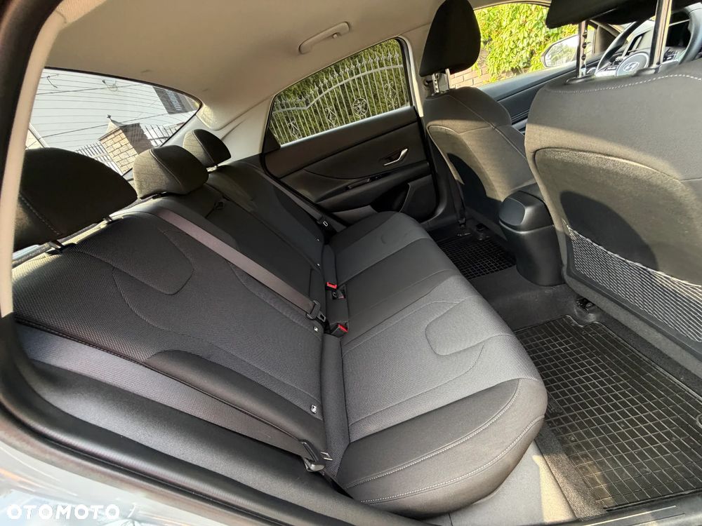 Hyundai Elantra 1.6 Modern - 33