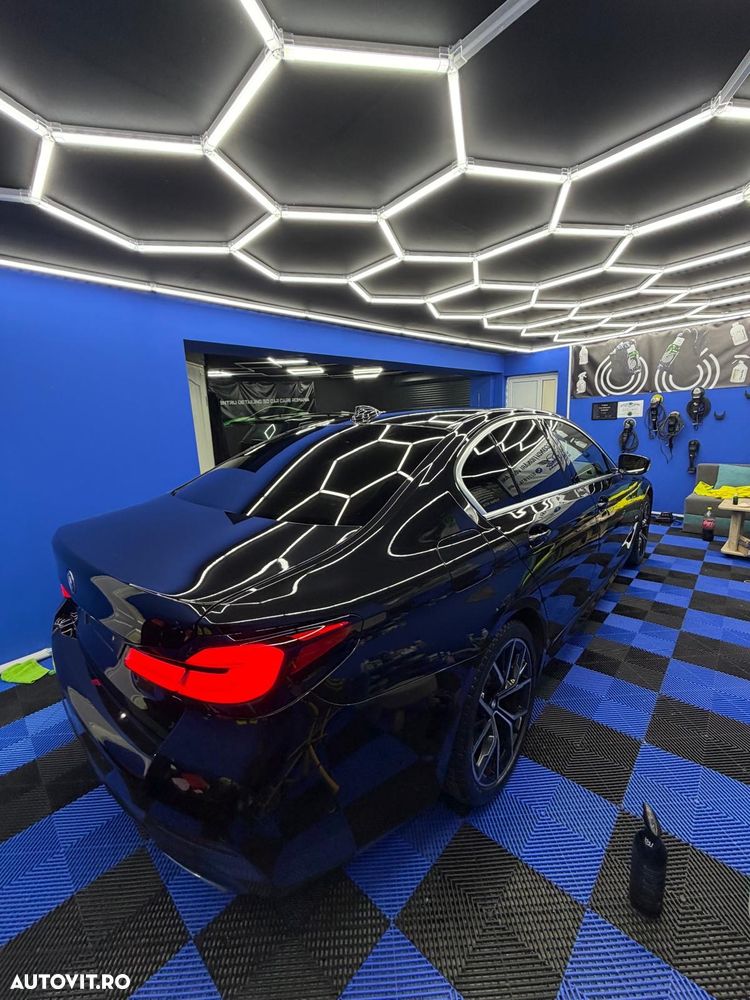 BMW Seria 5 520d xDrive Aut. M Sport Edition - 14