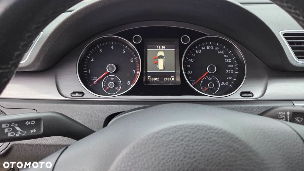 Volkswagen Passat 1.8 TSI Comfortline - 31