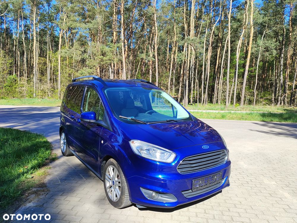 Ford Tourneo Courier 1.0 EcoBoost Titanium - 10
