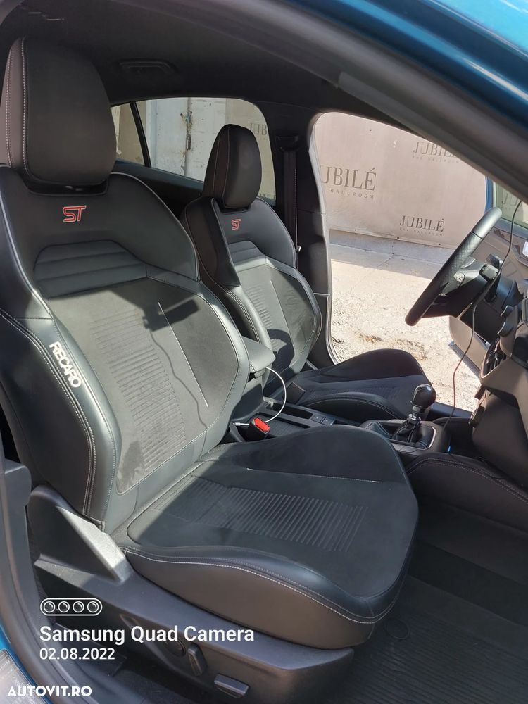 Ford Focus 2.3 EcoBoost S&S ST - 11